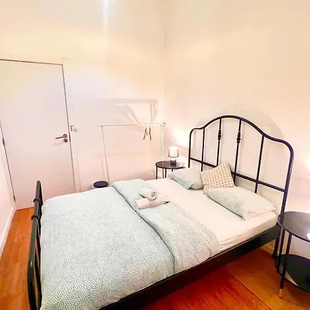 Hostel Swissporto Guest House