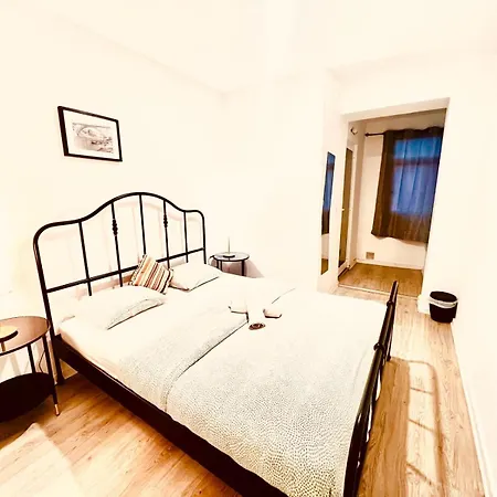 Swissporto Guest House Hostel